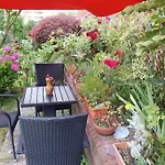 In Altengroden Mit Garten By Interhome *