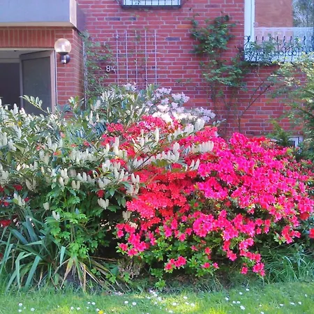 In Altengroden Mit Garten By Interhome Wilhelmshaven