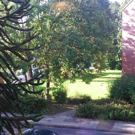 In Altengroden Mit Garten By Interhome * Wilhelmshaven